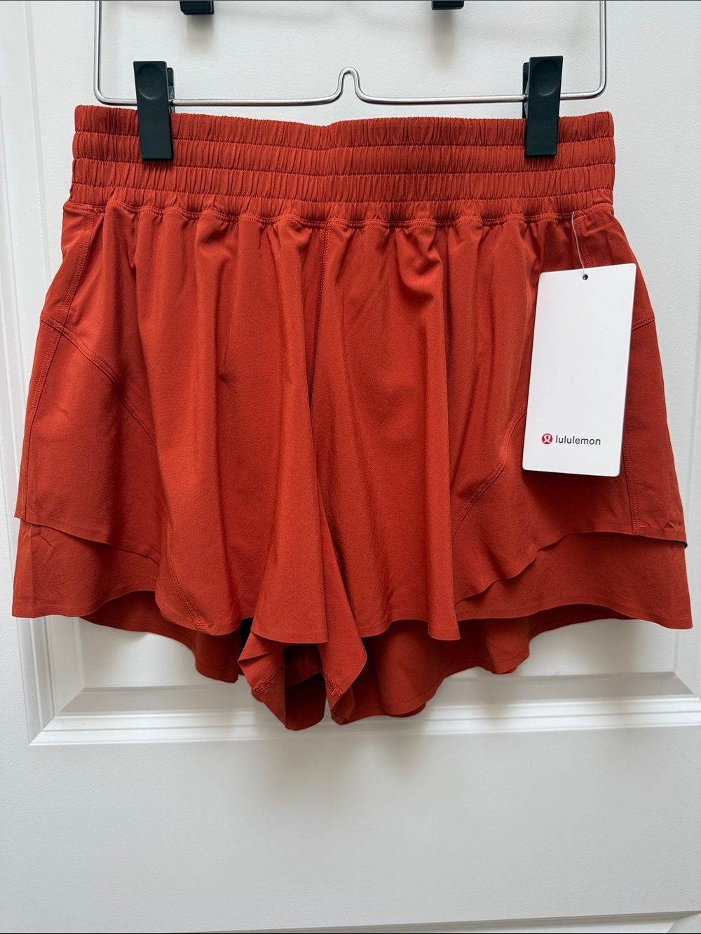 Lululemon Athletica Shake it out High Rise Run Short 2.5"